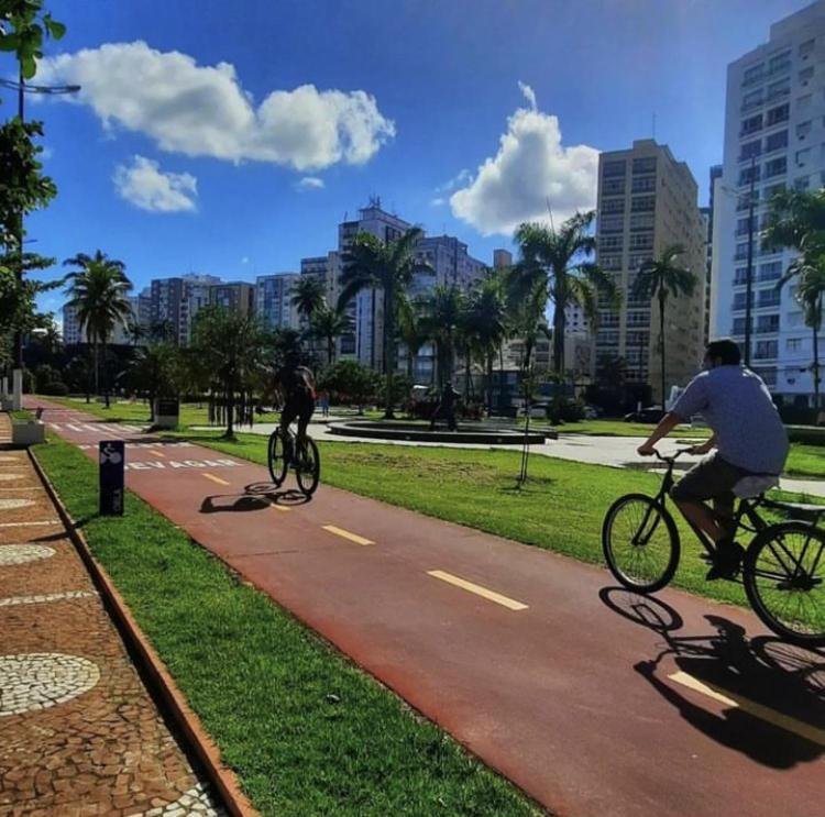Apartamento Em Santos No Gonzaga Em Frente A Praia Exteriör bild